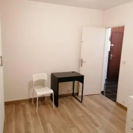 Location Rare : Deux pièces, vue exceptionnelle sur Paris