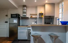 Location Studio Calme et Équipé près de Montmartre