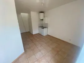 Superbe studio 25m² au calme Marseille 9e
