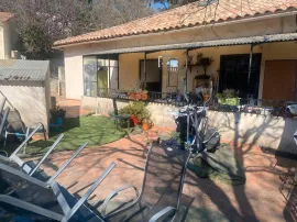 Location Superbe studio 25m² au calme