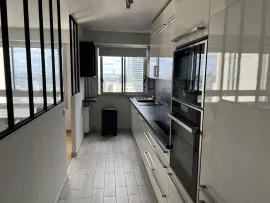 Location Bel Appartement de 5 pièce à la Défense