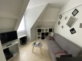 Studio refait à neuf reims-cathédrale Reims