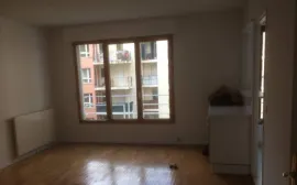 Location Location appartement 2 pièces 50 m² Paris 19E
