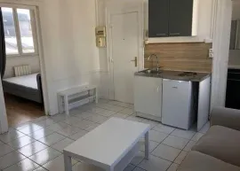 Location Beau F1 28m² meublé lumineux et en excellent état