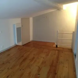Location Immeuble de caractère au coeur de Clermont-Ferrand
