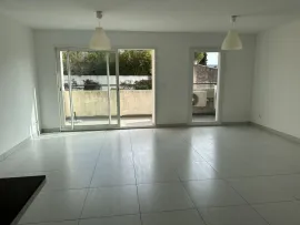 Location Beau et grand duplex au calme et ensoleillé