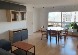 Location Beau 2P meublé 53m² avec balcon vue sur Paris