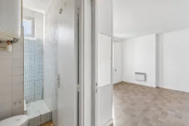 Vente Studio - dernier étage - à rénover - Levallois