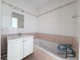 Vente HOPITAL CENTRAL - F3 à vendre