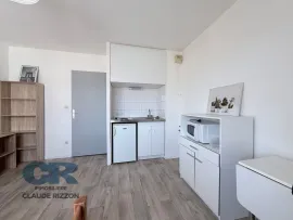 Vente PROVENCAL - 1 pièce à vendre
