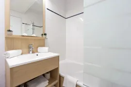 Vente Investissement locatif - studio 4e avec balcon