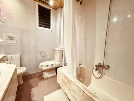 Colocation Carrer de Balmes, Barcelona