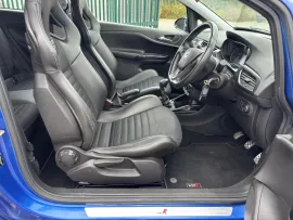 Voiture Vauxhall Corsa VXR