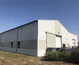 Entrepôt d'une surface de 700 m² à vendre au sud de la Bourgogne Dracy-le-Fort