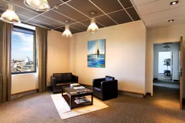 Location À louer – Bureaux au sein du bâtiment Les Docks à Marseille – Bouches-du-Rhône (