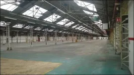 Vente A vendre, entrepôts et ateliers de 2ha, proche Auxerre