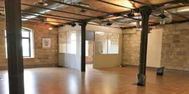 À louer- Bureau de 2512 m² à Marseille (13)  – Les Docks / PACA Marseille 2e