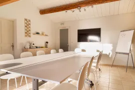 Location À louer – bureaux non divisibles de 12 m² à L'Isle-sur-la-Sorgue à proximité d'A