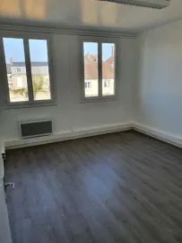 Location À louer – bureaux à partir de 39 m² à Compiègne, proche de Beauvais (60)