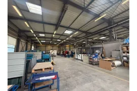 Vente À vendre – Site industriel de 4 955 m² à Dreux – Eure-et-Loir (28)