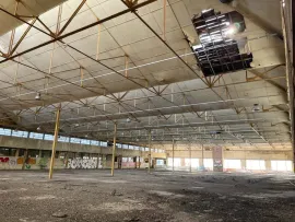 Vente À vendre – Locaux d'activités de 500 à 3 200 m² dans le centre-ville de Tonneins