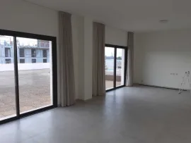 Location À louer – bureaux divisibles de 460 m² à 929 m² à Montpellier