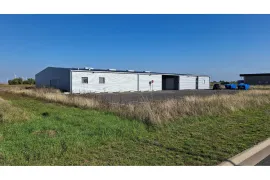 Vente À vendre – Local d'activités de 1 000 m² à Issoudun – Indre (36)