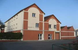 À louer – bureaux de 1 000 m² à Conty Conty