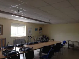 Location À louer / À vendre – locaux industriels non divisibles de 1 561 m² à Saint-Quent