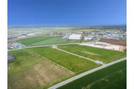 Vente À vendre – 6,66 hectares de Terrains Industriels divisibles à proximité de Châte