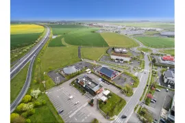 Vente À vendre – 6,66 hectares de Terrains Industriels divisibles à proximité de Châte