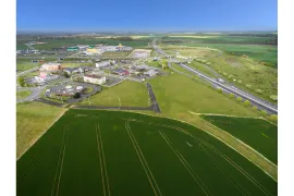Vente À vendre – 6,66 hectares de Terrains Industriels divisibles à proximité de Châte