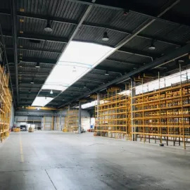 Location À  louer – entrepôts/ateliers de 3 491 m² en Saône-et-Loire (71)