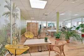 Location À louer – Bureaux privatifs et postes en coworking à La Ruche – Saint-Nazaire (4