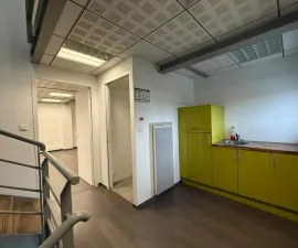 Location À louer – Local d'activités de 250 m² à Bédarrides – Vaucluse (84)
