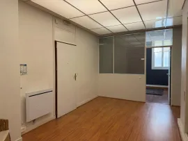 Vente À vendre – Bureaux de 59 m² dans le quartier de la Sous-Préfecture au Havre – Se