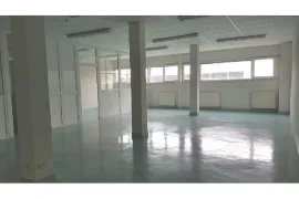 Location À louer – Bureau de 1400 m² à Saint-Florent-sur Cher (18)