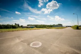 Vente À vendre – Terrain industriel de 10 000 m² à Champrond-en-Gâtine – Eure-et-Loir 