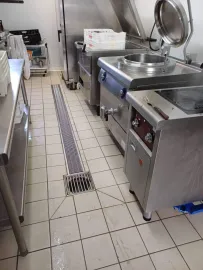 Location À vendre ou à louer – Bâtiment agroalimentaire de 280 m² à Murat-sur-Vèbre – Tar