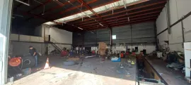 Location À louer – Local d'activités de 1 500 m² à Villeneuve-la-Garenne – Hauts-de-Seine