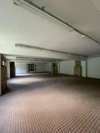 Location À louer – Local d'activités de 1 000 m² à Foix – Ariège (09)