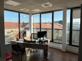 Location À Louer – Bureaux de 234 m² quartier Clairmarais à Reims – Marne (51)