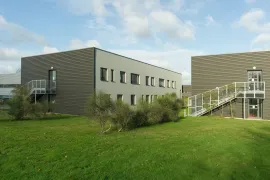 À louer – Bureaux de 20 à 100 m²  et ateliers de 60 à 330 m² en hôtel d'entrepri Couëron