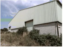 Vente À Vendre – Local d'Activités de 990 m² à Vers-Pont-du-Gard – Gard (30)
