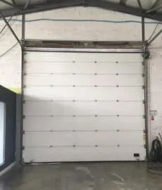 Location À louer – Local d'activités de 500 m² à Vedène – Vaucluse (84)