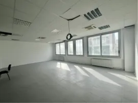 À louer – Bureaux de 330 m² divisibles à partir de 110 m² dans le centre-ville d Le Havre
