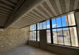 Location À louer – Bureaux de 42 à 136 m² à L'Isle-sur-la-Sorgue – Vaucluse (84)