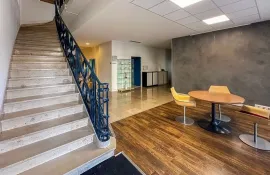 Vente À vendre – Bureaux de 1 538 m² à Lavaur – Tarn (81)