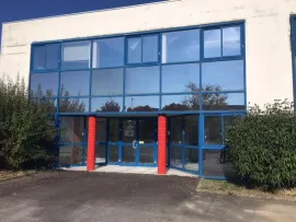 Location À louer – Local d'activités de 1 459 m² à proximité de l'aéroport Nantes Atlanti