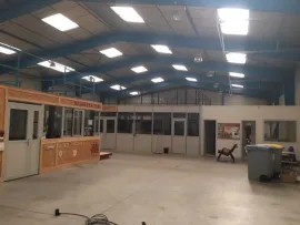 Location À louer – Local d'activités de 1 459 m² à proximité de l'aéroport Nantes Atlanti
